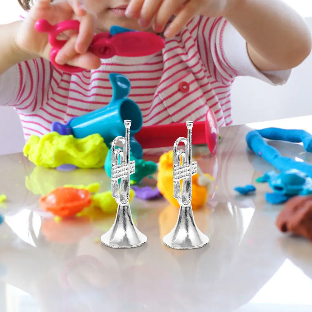

10Pcs Desktop Mini Trumpet Decor Exquisite Vintage Design Plastic Musical Instrument Ornament for Mini House Realistic Styling