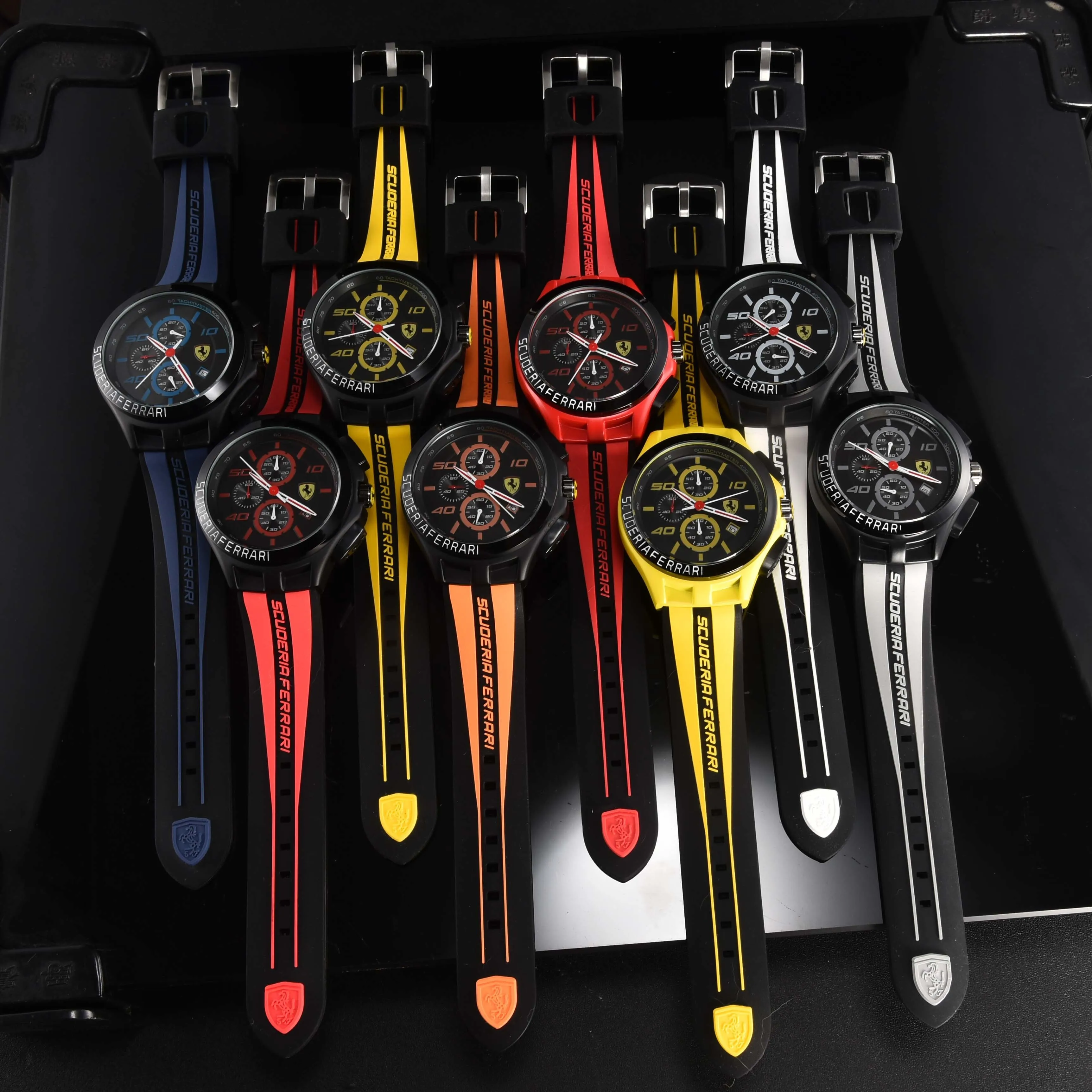 ساعات رجالي عصرية فاخرة كوارتز ساعة اليد سيليكون حزام الأعمال ساعة عادية لفيراري روما 488 بورتوفينو F8 العنكبوت SF90