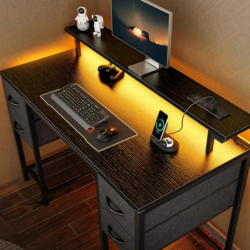 Bureau d'ordinateur avec lumières LED et prises de courant, grand espace de rangement pour chambre à coucher, bureau de jeu à domicile, 4 wers de proximité, 47 pouces