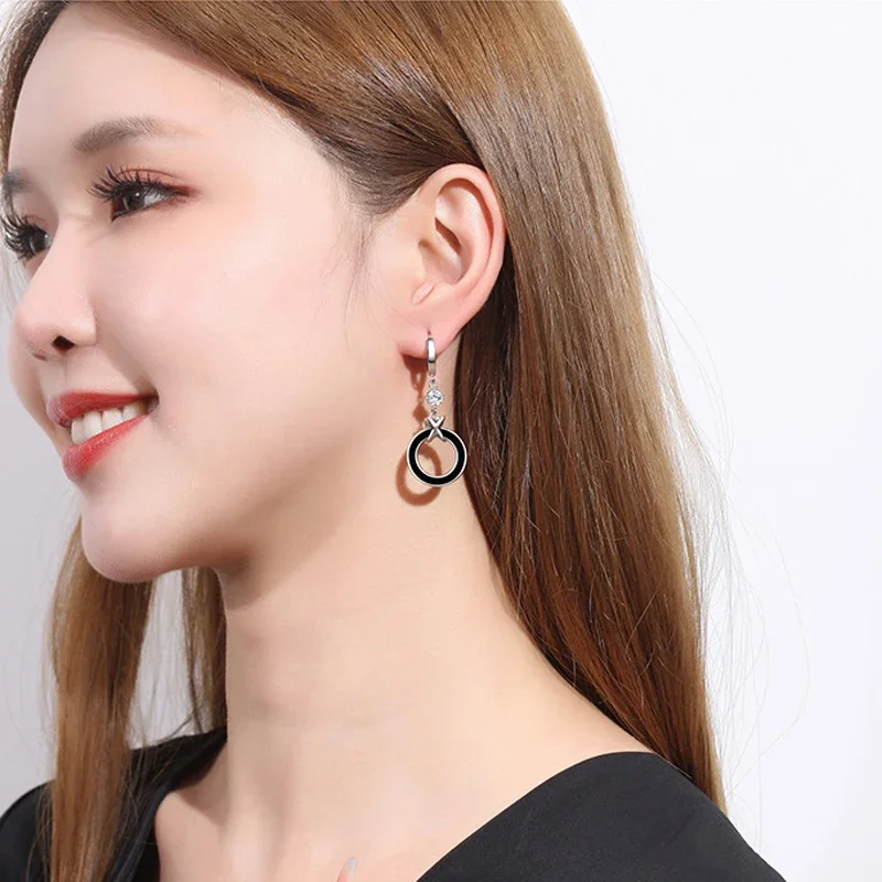 ALIZERO Trendy Black Circle X Orecchini a cerchio per le donne Gioielli in argento sterling 925 Zircone lucido Orecchino lungo Accessori per feste