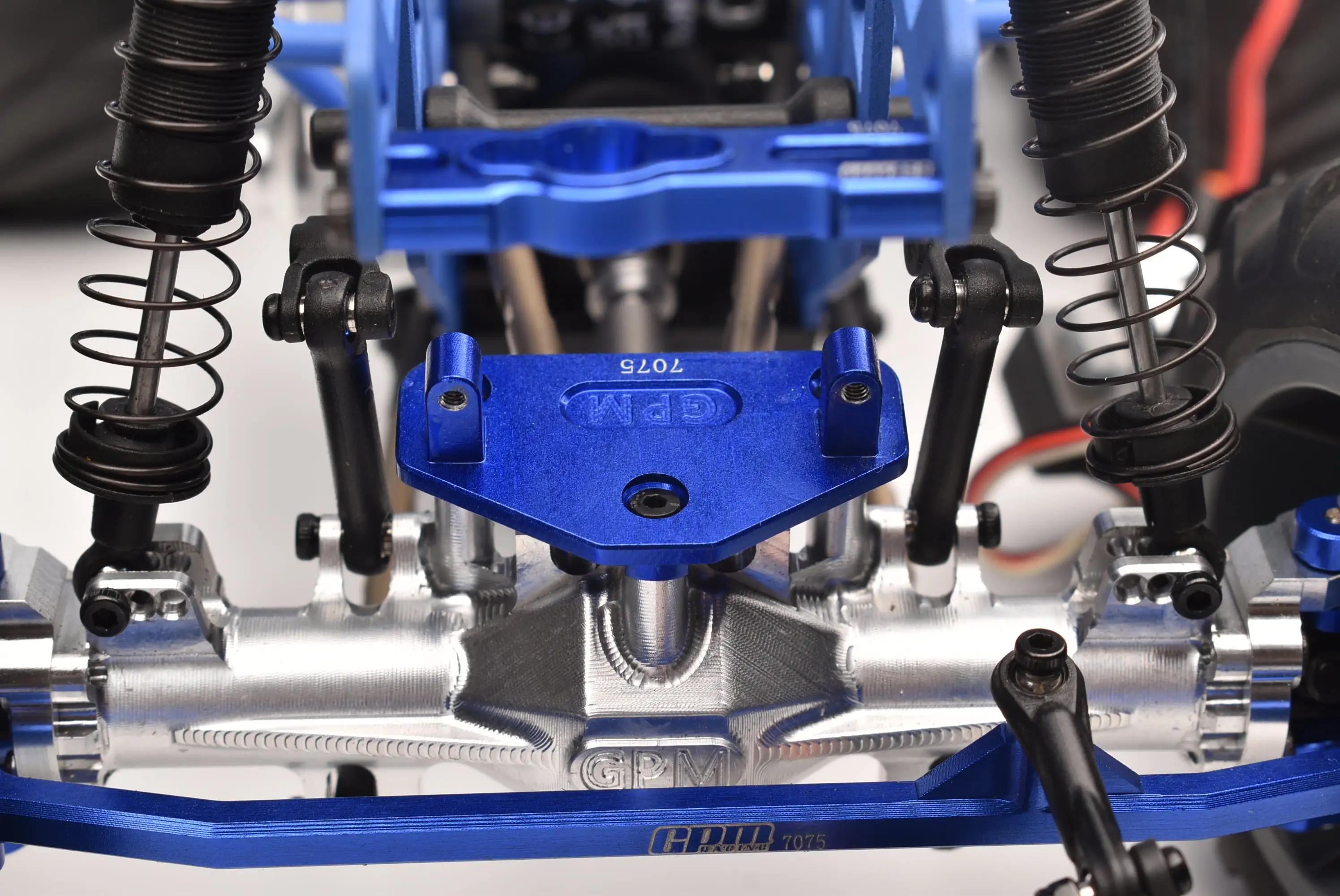 Płyta serwa GPM Alloy 7075 do LOSI 1/18 Mini LMT 4X4 Brushed Megalodon 2S RTR LOS01026T3