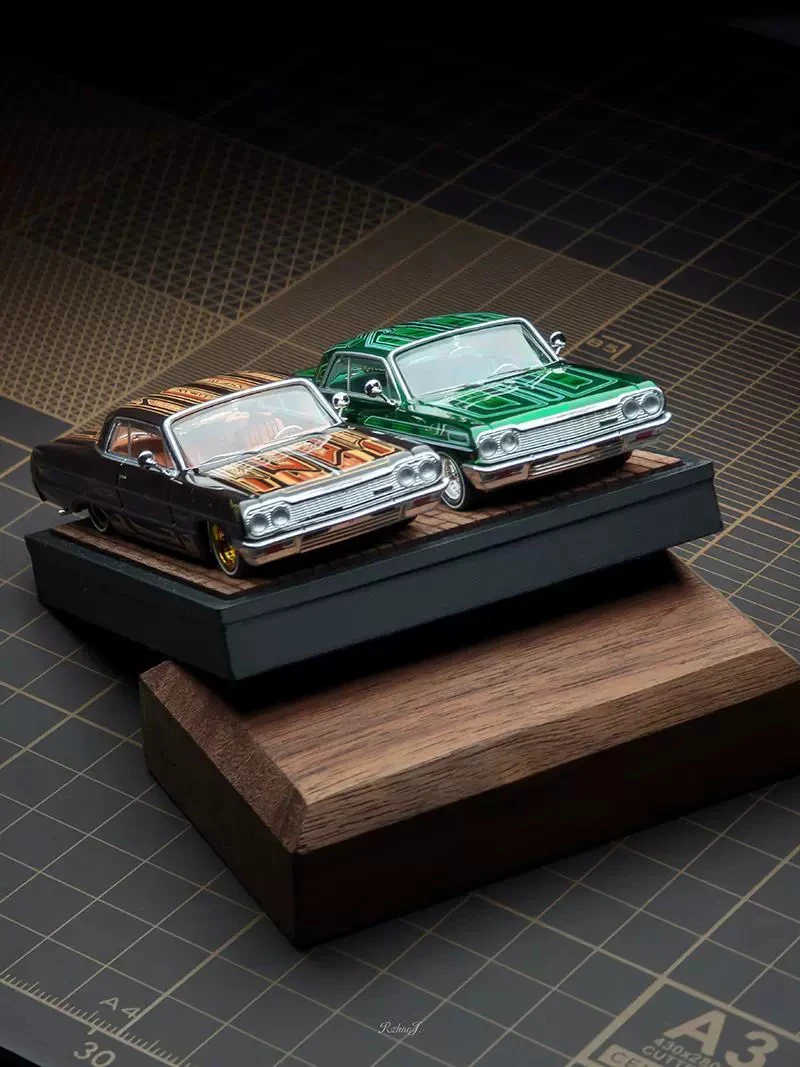 97M Model 1/64 Scale 1964 Impala SS Lowrider Bounce Car Alloy Car Model Classics Adult Souvenir Gift Static Display