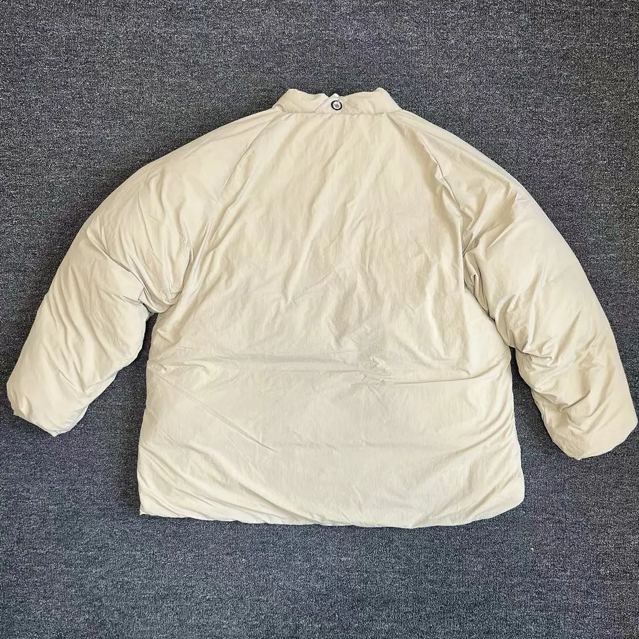 WHITE MOUMTAINEERING x MADNESS down jacket