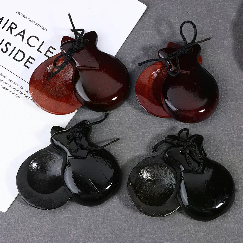 2Pcs Traditional Castanet Wood Spanish Castanets Flamenco Dance Castanets W String Hand Clapper Children Percussion Instrument
