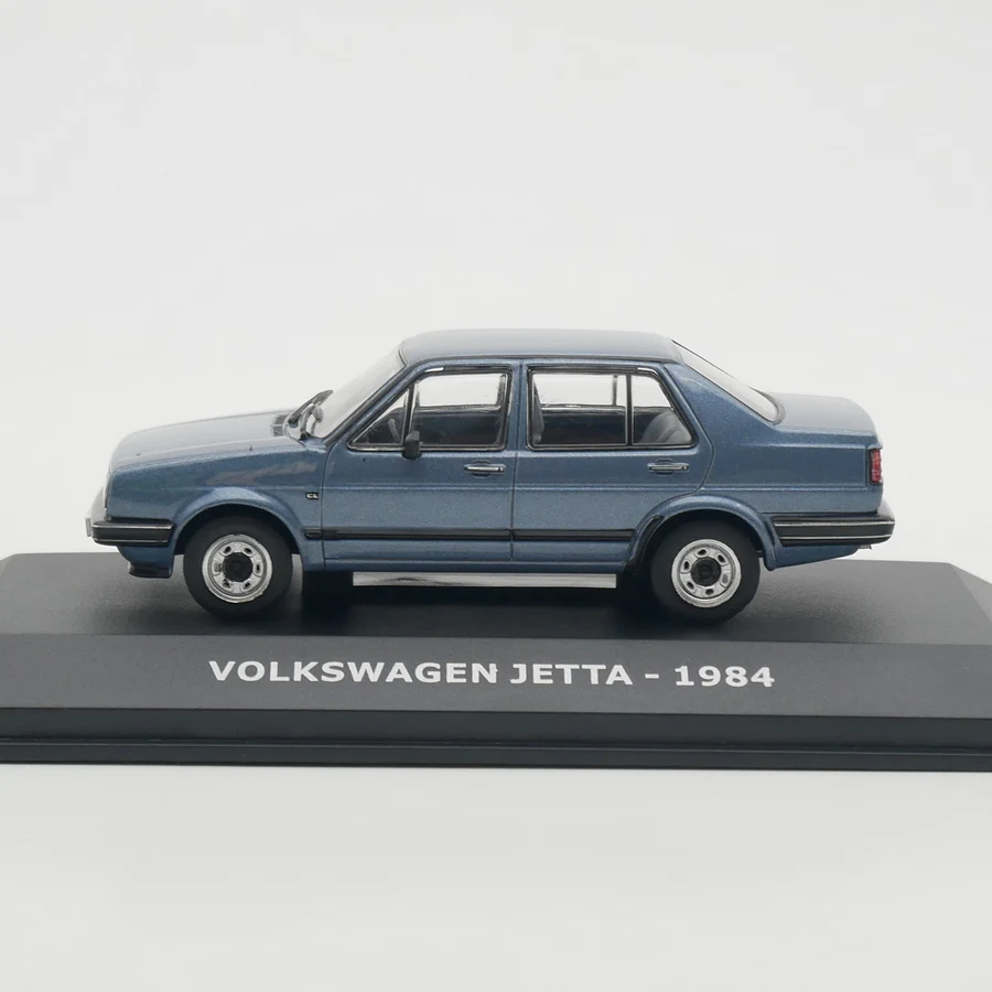 

IXO 1:43 Scale Diecast Alloy Volkswagen Jetta 1984 Toys Cars Model Classics Nostalgia Adult Gifts Souvenir Static Display
