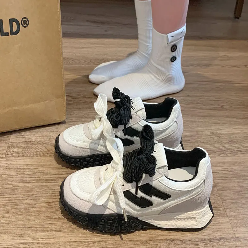 

Sporty Casual Shoes Red White De Xin Trendy 2025 New Running Mountain Climbing Women's Increased Height Thick Bottom Agan Shoes