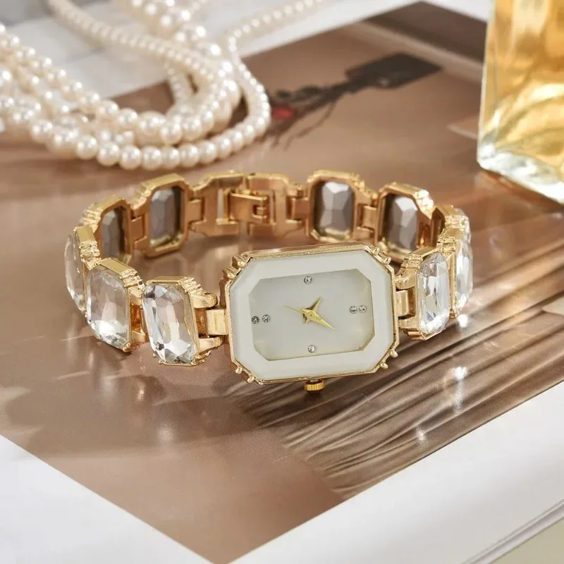 Jam Tangan Wanita Merek Terkenal Jam Tangan Kuarsa Tali Gelang Berlian Imitasi Besar Jam Tangan Hadiah Wanita Modis Jam Mewah Dropshipping