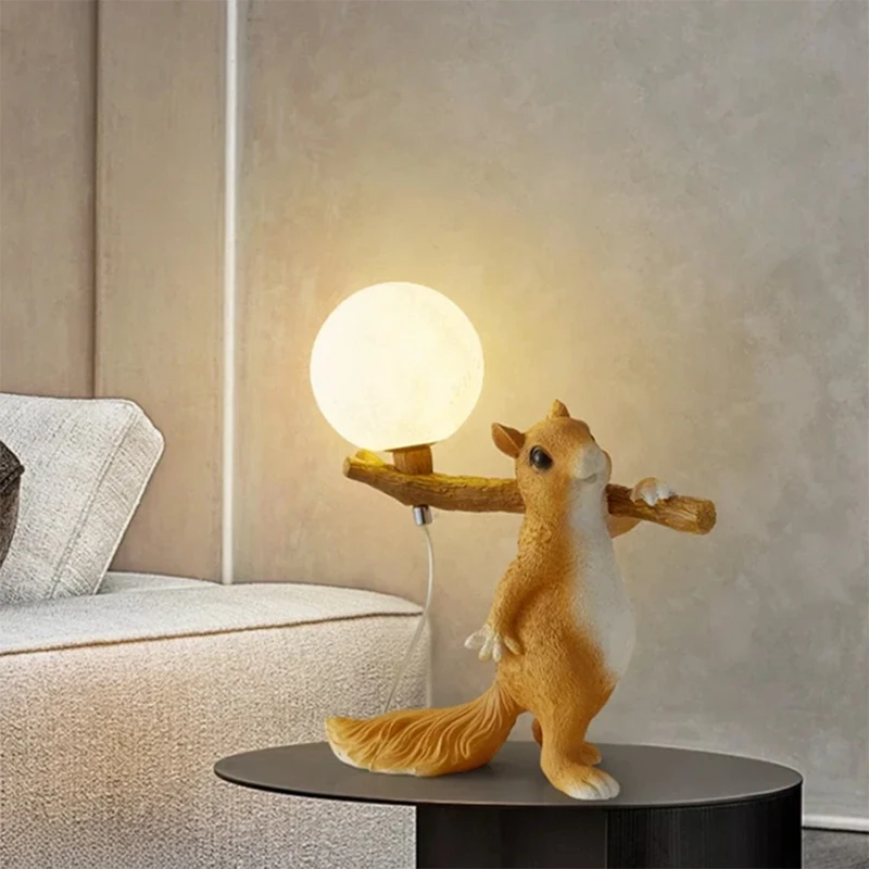 Bedside Lamp Lamp Children'S Lamp Living Room Bedroom Decorative Light Fixture Cute Decorative Squirrel Lamp-A10G