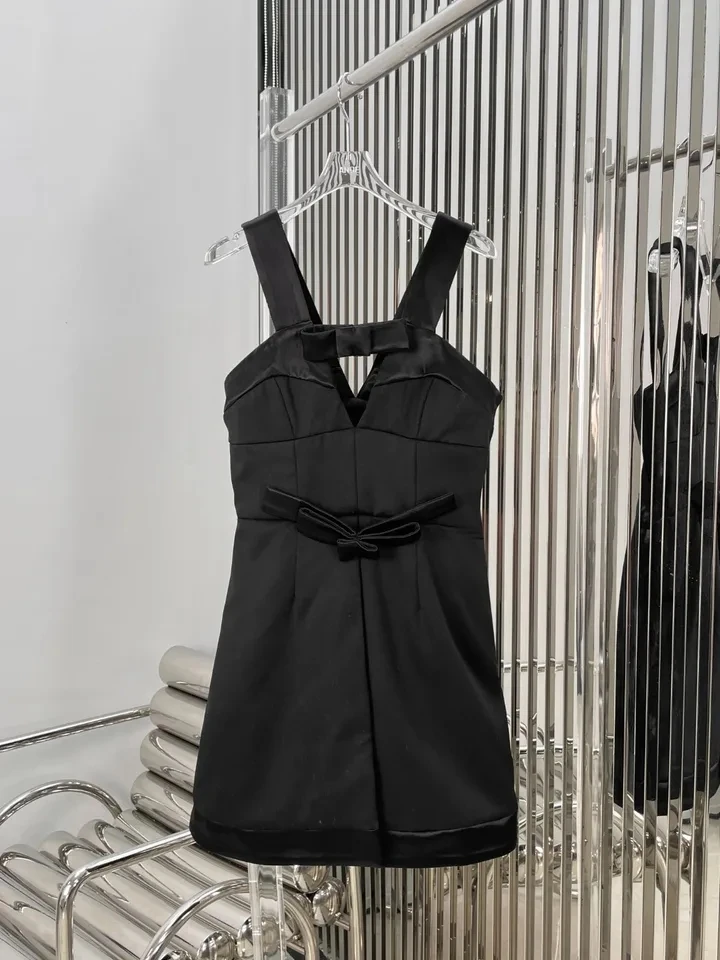 

2024 Summer Luxury Sexy New Women High Quality Black Bow Hollow Strapless Sleeveless Mini Dress for Lady