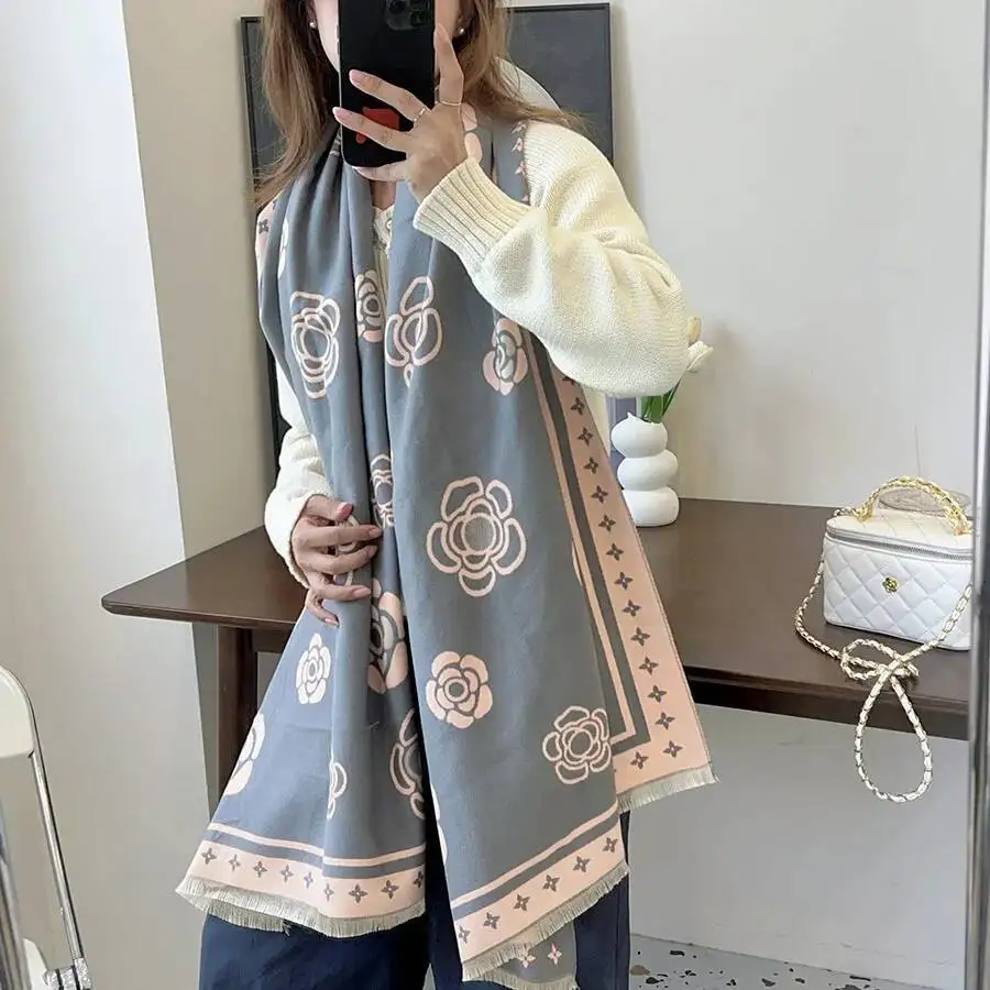 Beautiful Flowers Jacquard Acrylic Cashmere Scarf Soft Comfort Autumn Winter Neckerchief Shawl Women Leisure Travel Wraps