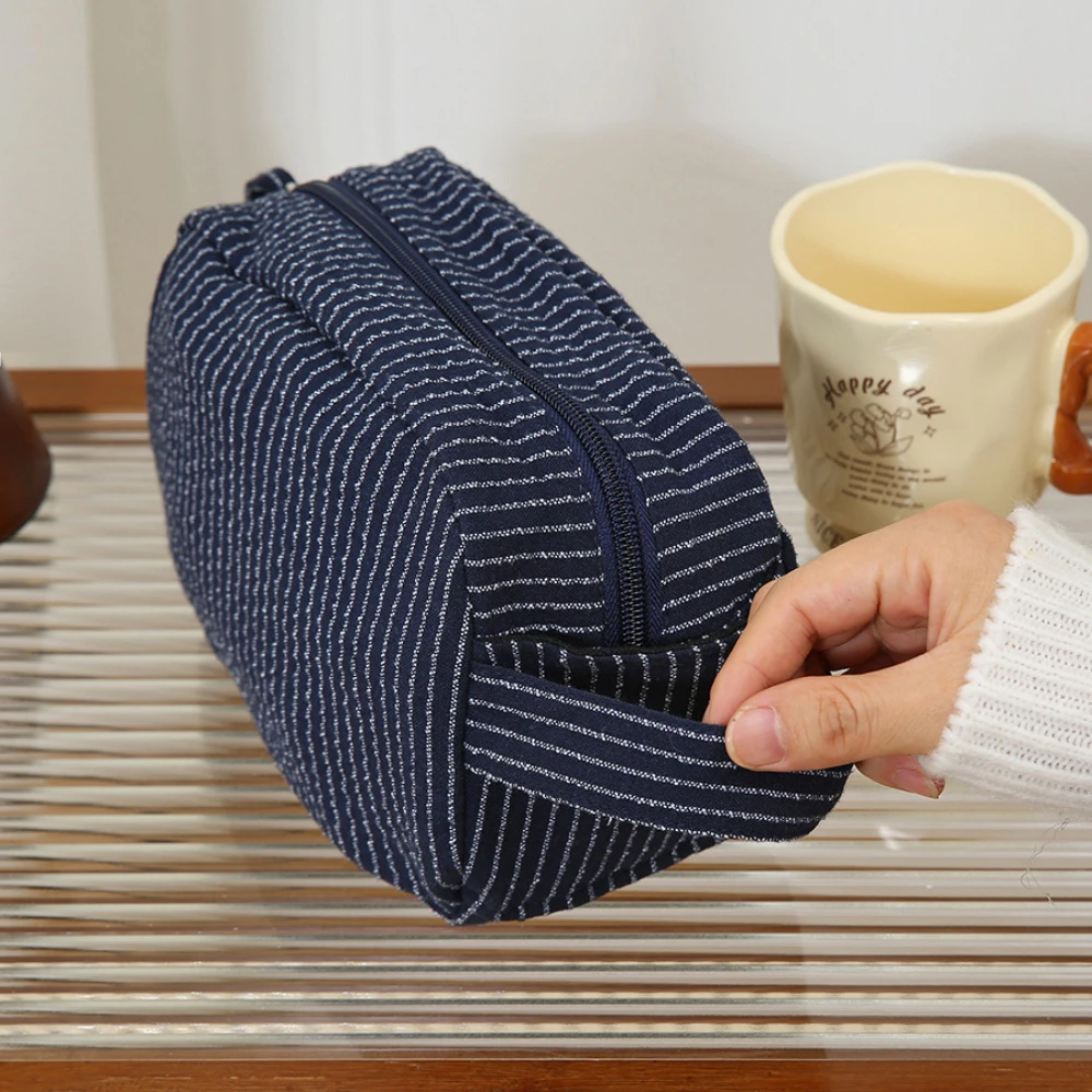 

Striped Travel Organizer Bag Makeup Bag Portable hand-held Large Storage Bag Home Travel Vacation Wash bag