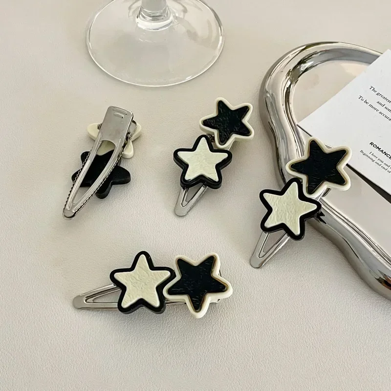 Cute Star Black White Hair Clips Sweet Cool Y2K Hair Clip Girls Forehead Broken Side Clip Makeup Hair Accessories Headdress Clip