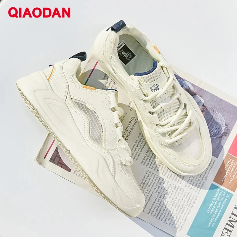 

QIAODAN Yunfan Caaual Men Casual Skateboarding Shoes 2025 Lightweight Mesh Breathable Balanced Soft Sole Sneakers QXL053252512