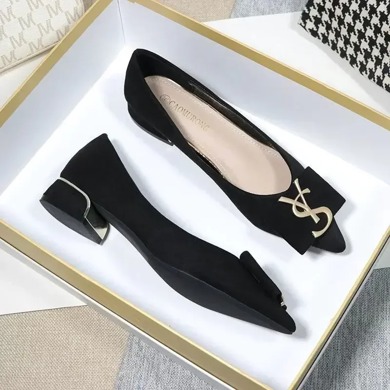 

2024 Designer Korean Version of Shallow-mouth Pointed Flat-bottomed Black Metal Buckle Diamond-encrusted Office Women's Shoes