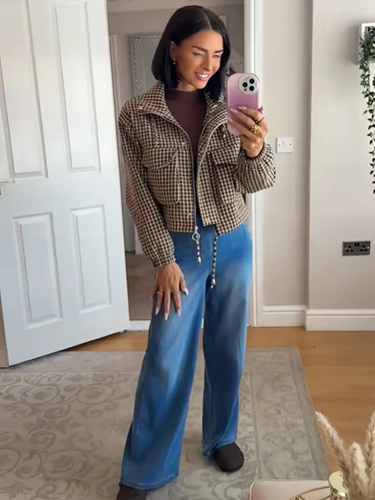 Retro-Karo-Stehkragen-Kurzjacke für Damen, lässig, langärmelig, mit durchgehendem Reißverschluss, Kordelzug, Taschen, lockerer Mantel, für den Alltag im Herbst, Streetwear-Oberbekleidung. – Detail 8
