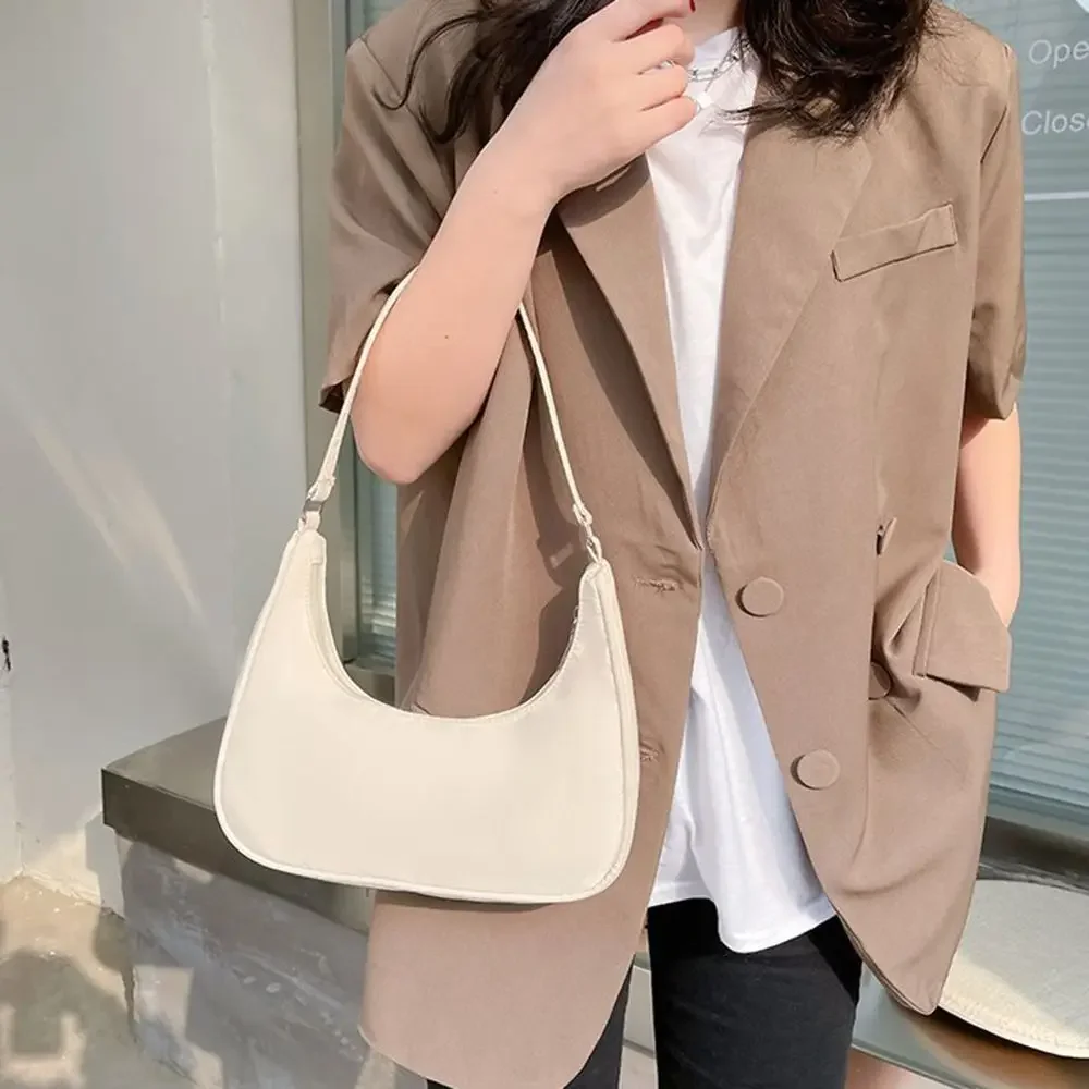 New Trend Dumpling Bag Nylon Crossbody Bags for Women Lightweight Small Crossbody Armpit Bag Solid Color Single Shoulder Bag