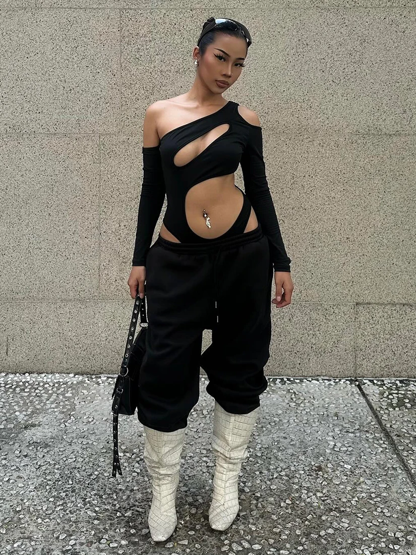 

Cool Deconstructed Hollow out Long Sve Onesie Women Sexy Versatile Spicy Girl Top High Waist ort Pants Polyester Fabric