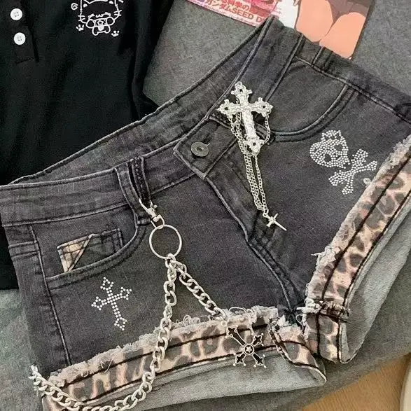 Y2K American Black Subculture Punk Retro Letters Leopard Print Hot Girl Slim Low Waist Women Spliced Washed Denim Shorts
