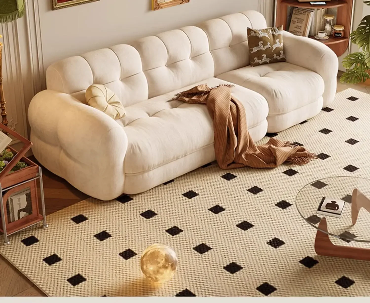 

French Cream Style Tofu Block Fabric Sofa Straight Row