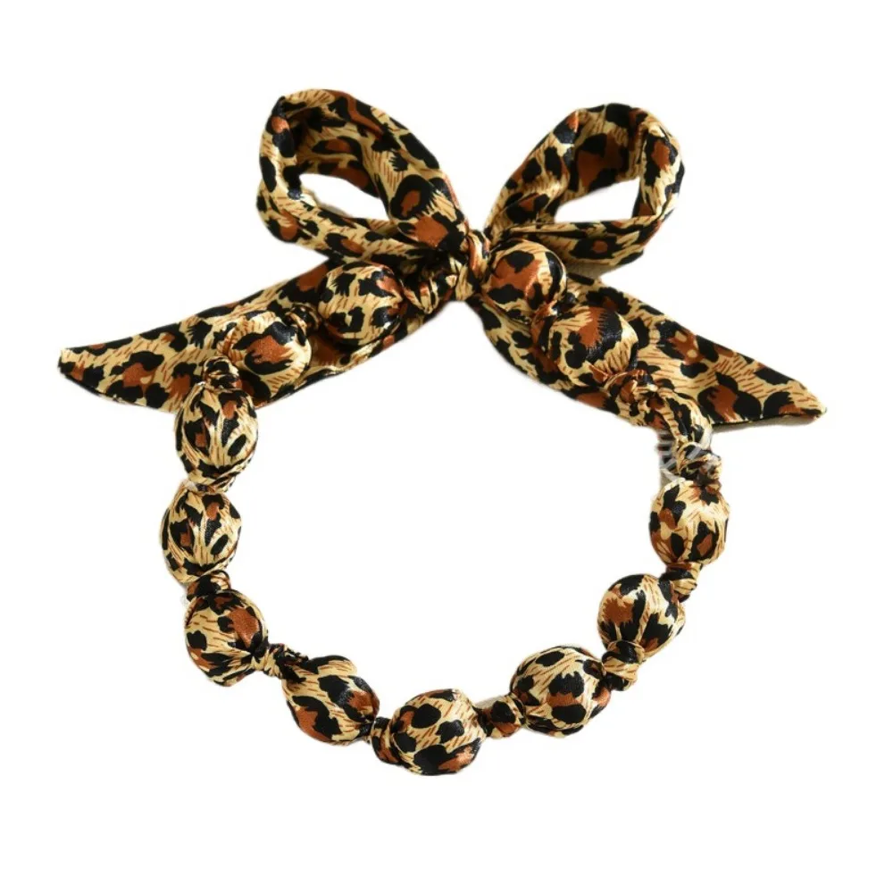 

Floral Printed Women Scarf Necklace Bohemia Style Bowknot Boho Style Neckerchief Comfortable Soft Retro Leopard Print Choker