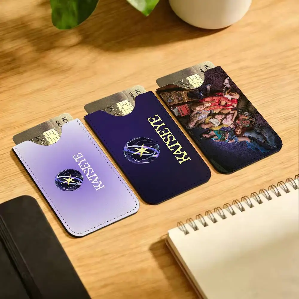 Kpop Band K-Katseyes New Leather Card Small Retro Cowhide Coin Purse Men/Women Luxury Card Holder