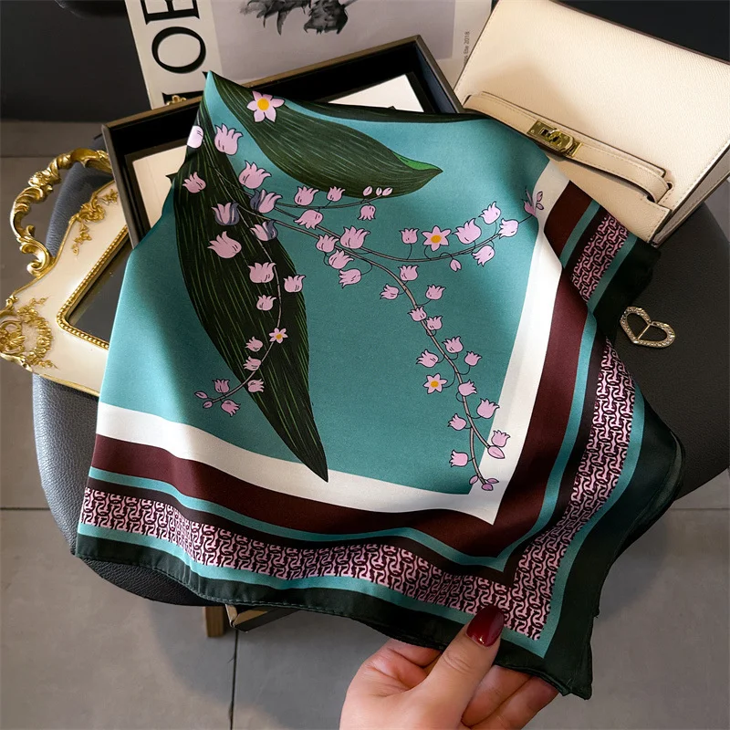 2025 موضة جديدة 70X70cm المطبوعة المرأة وشاح الباشمينا وشاح حريري ساحة شال الزخرفية عقال الرقبة الفاخرة تصميم باندانا #5