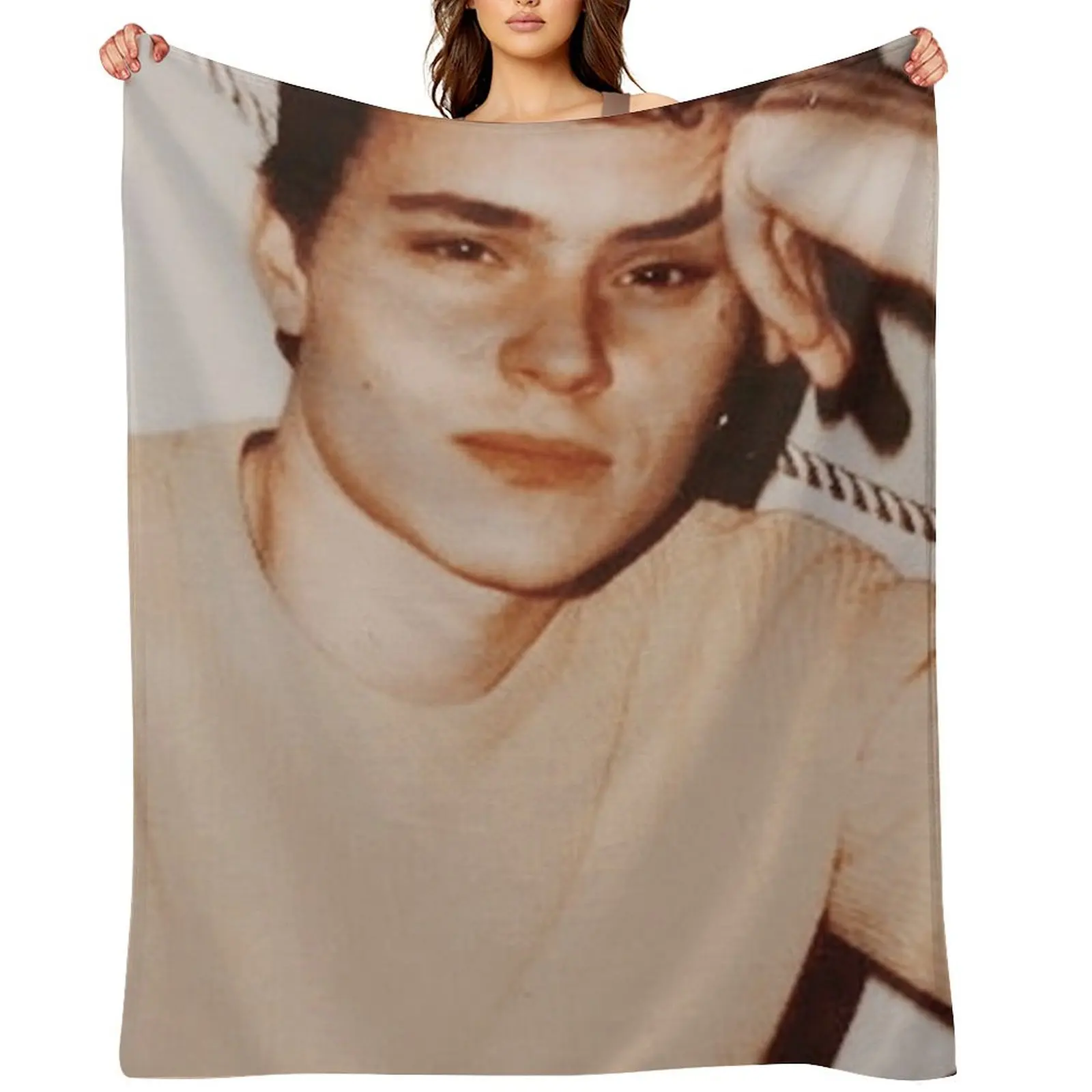 

Aron Piper Throw Blanket for winter Decorative Sofa Luxury Brand Designers Blankets