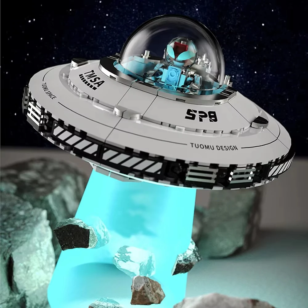 

MOC Sci-Fi UFO Building Blocks Kit, Illuminated Spaceship Model Toys , DIY Collectible Home Decor & Gift for Kids Adults