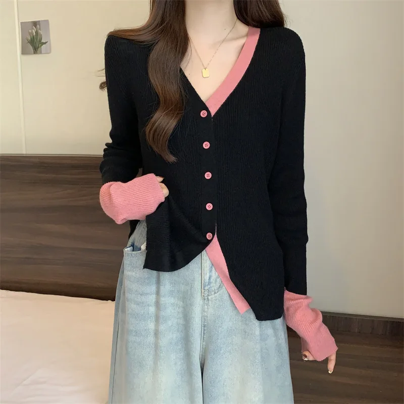 Women Long Sleeved Jacket Knitted Sweater Fashionable Design Style Splicing Colors Cardigan Buttons Loose Fitting Top V-neck