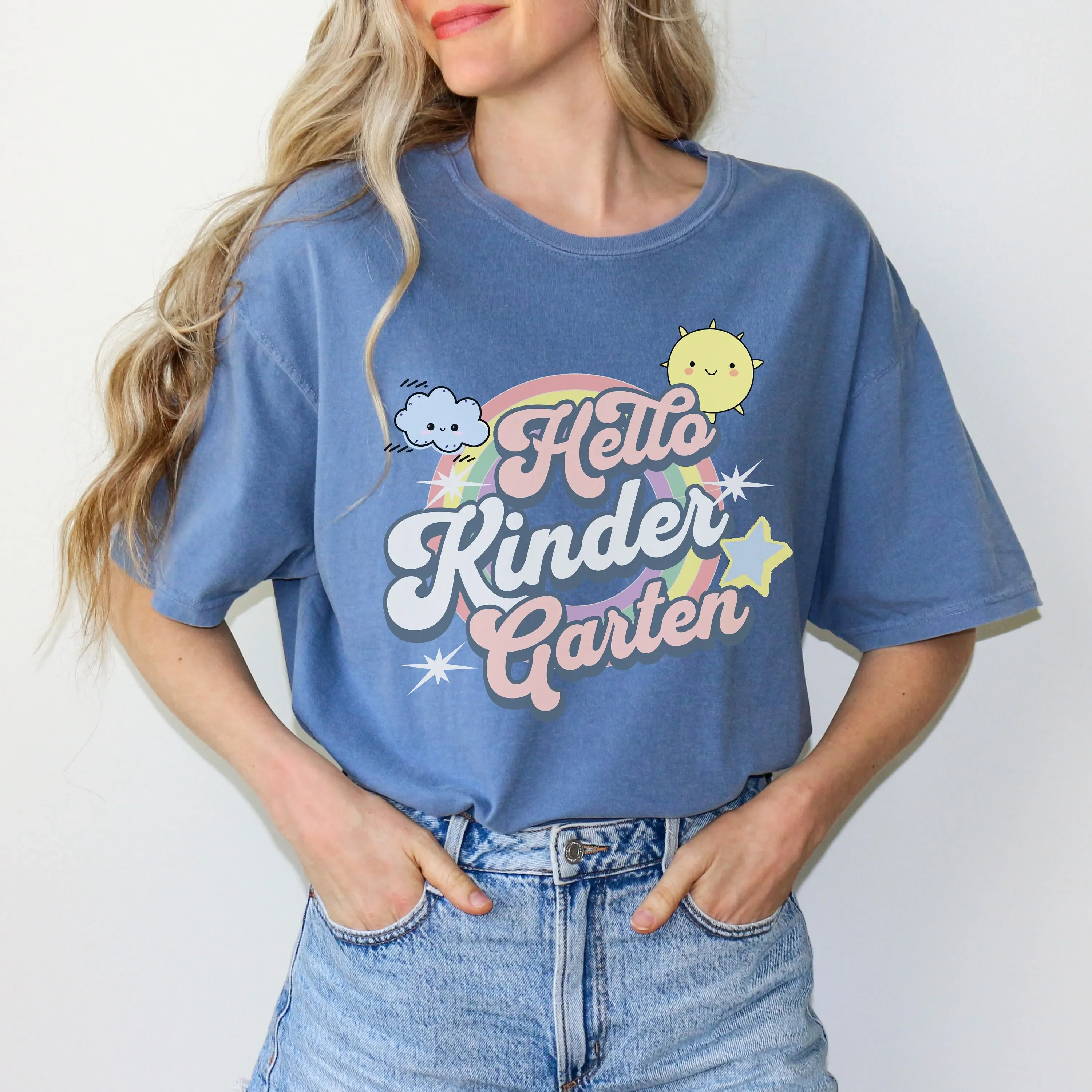 Hello Kindergarten T-Shirt Lehrer-Team Back to School Rainbow