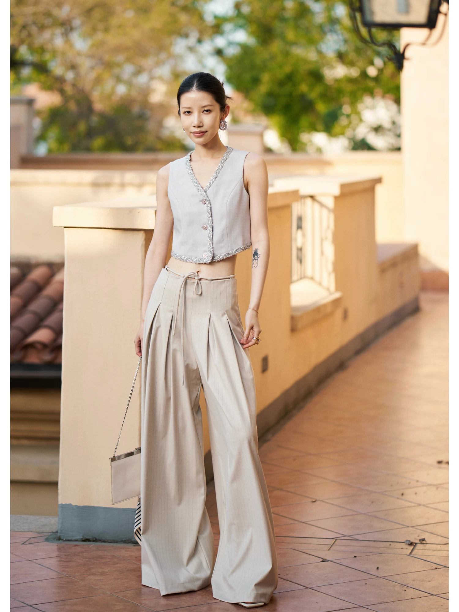 

JXu Slimming Hollow out Waist Wide Leg Pants High Waist Long Pants Floor Length Casual Trousers for Women Summer 2025