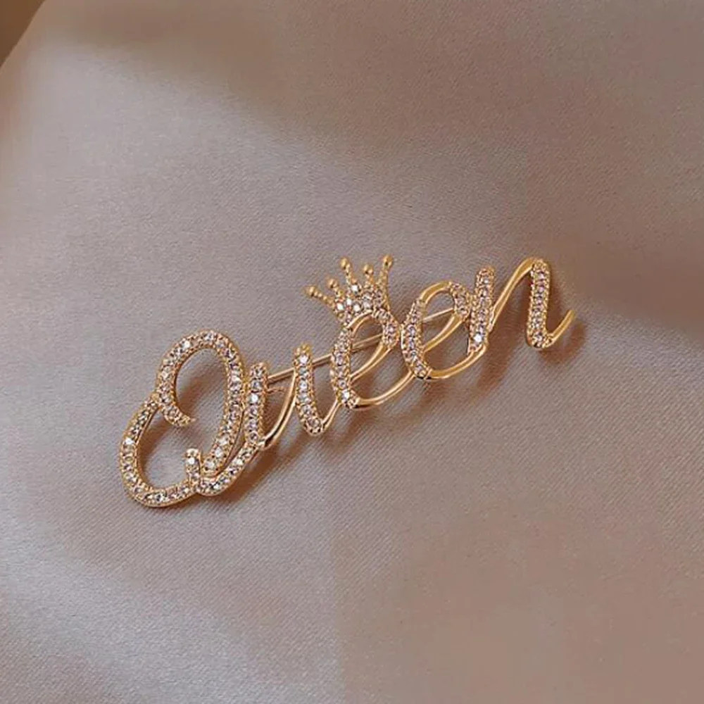 Silver Color Queen Letter Inlaid Rhinestone Brooches for Women Simple Charm Casual Pins Dress Wedding Gifts