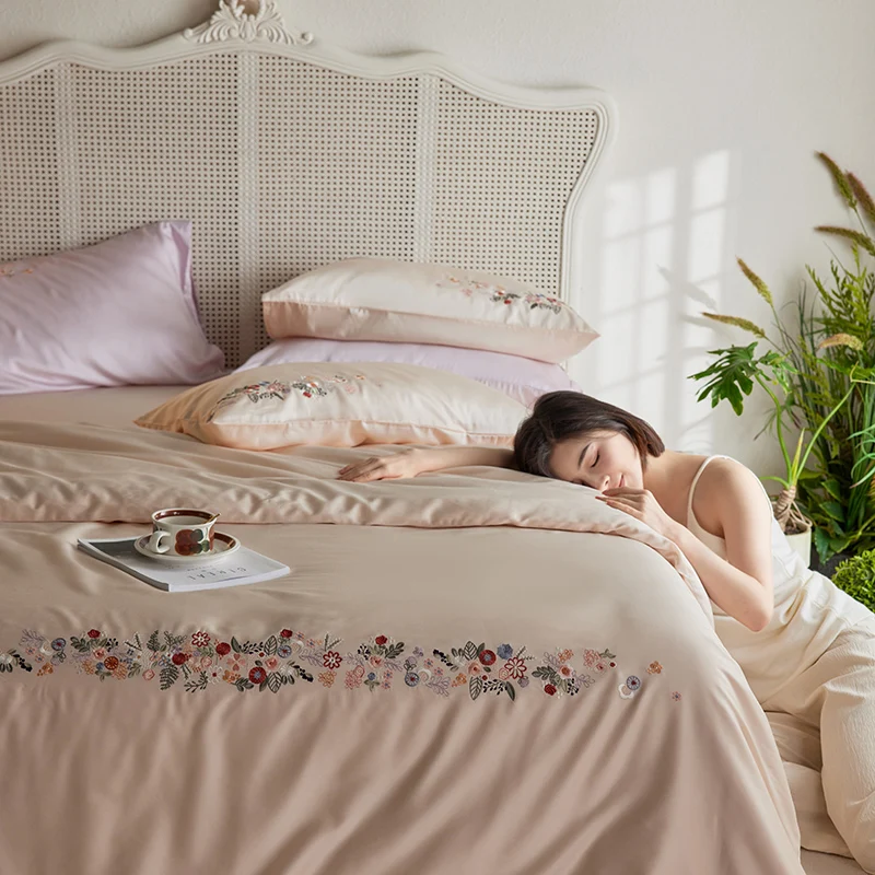 

Summer Anne's Factory Direct Sale Bohemian Floral Designs Unique Cotton Duvet Cover Sets