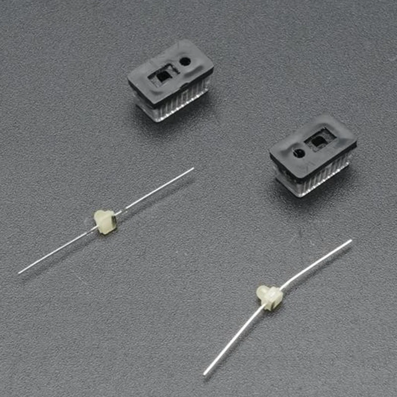 2pcs Plastic Simulation Width Indicator Light for 1/14 Tamiya RC Truck SCANIA 770S R620 VOLVO BENZ Arocs MAN TGX Car Accessories