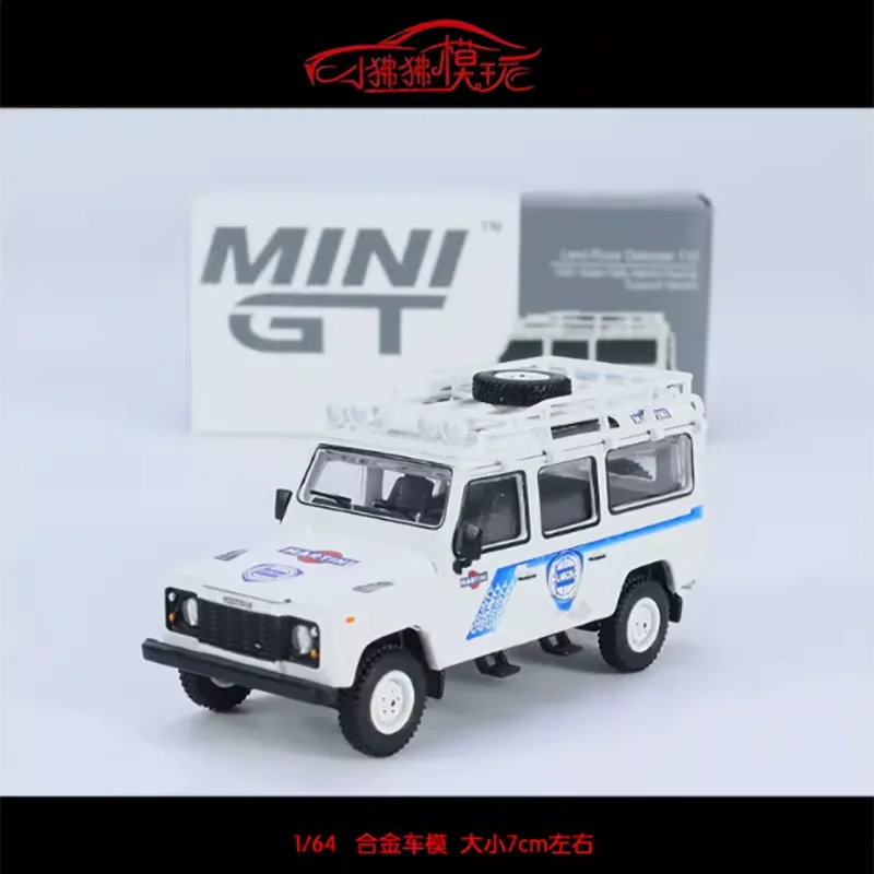 MINIGT 1:64 Scale Guard 110 Lancia HF Martini 4 And Doll Alloy Car Model Static Collection Decorated Holiday Gifts Toys