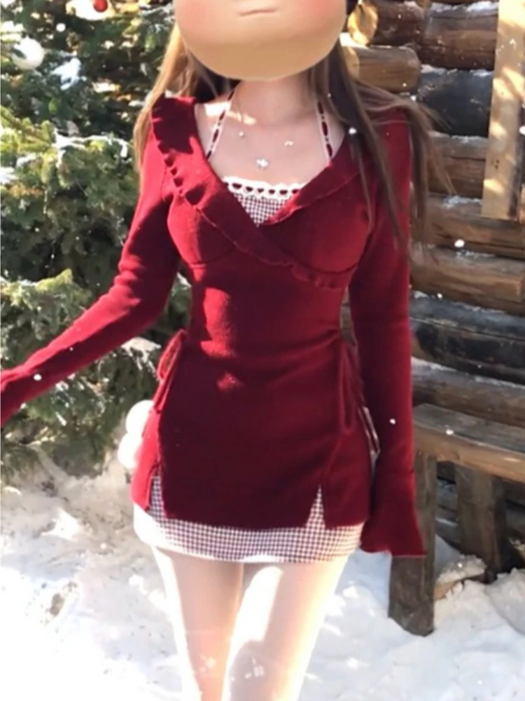 ชุดเดรสสั้นสไตล์ฝรั่งเศส ดีไซน์หรูหรา แบบ 2 ชิ้นในตัวเดียว ลายสก็อตสีแดง คอ halter ทรงเข้ารูป เซ็กซี่ สำหรับสาวๆ ใส่ได้ในฤดูใบไม้ร่วงและฤดูหนาว