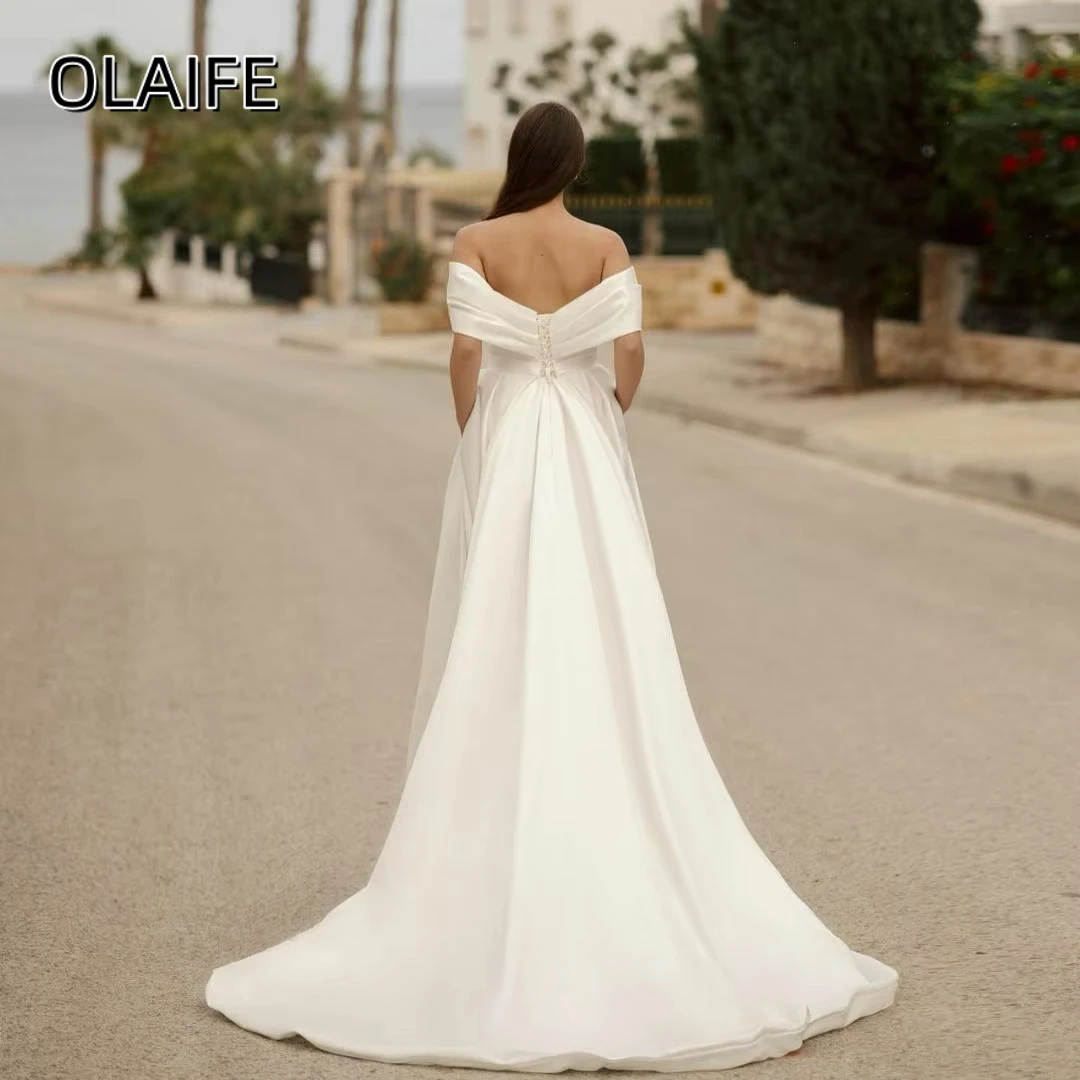 Elegant Long Off Shoulder Satin Wedding Dresses With Pockets A-Line Pleated Sweep Train Lace Up Customized Vestidos de novia