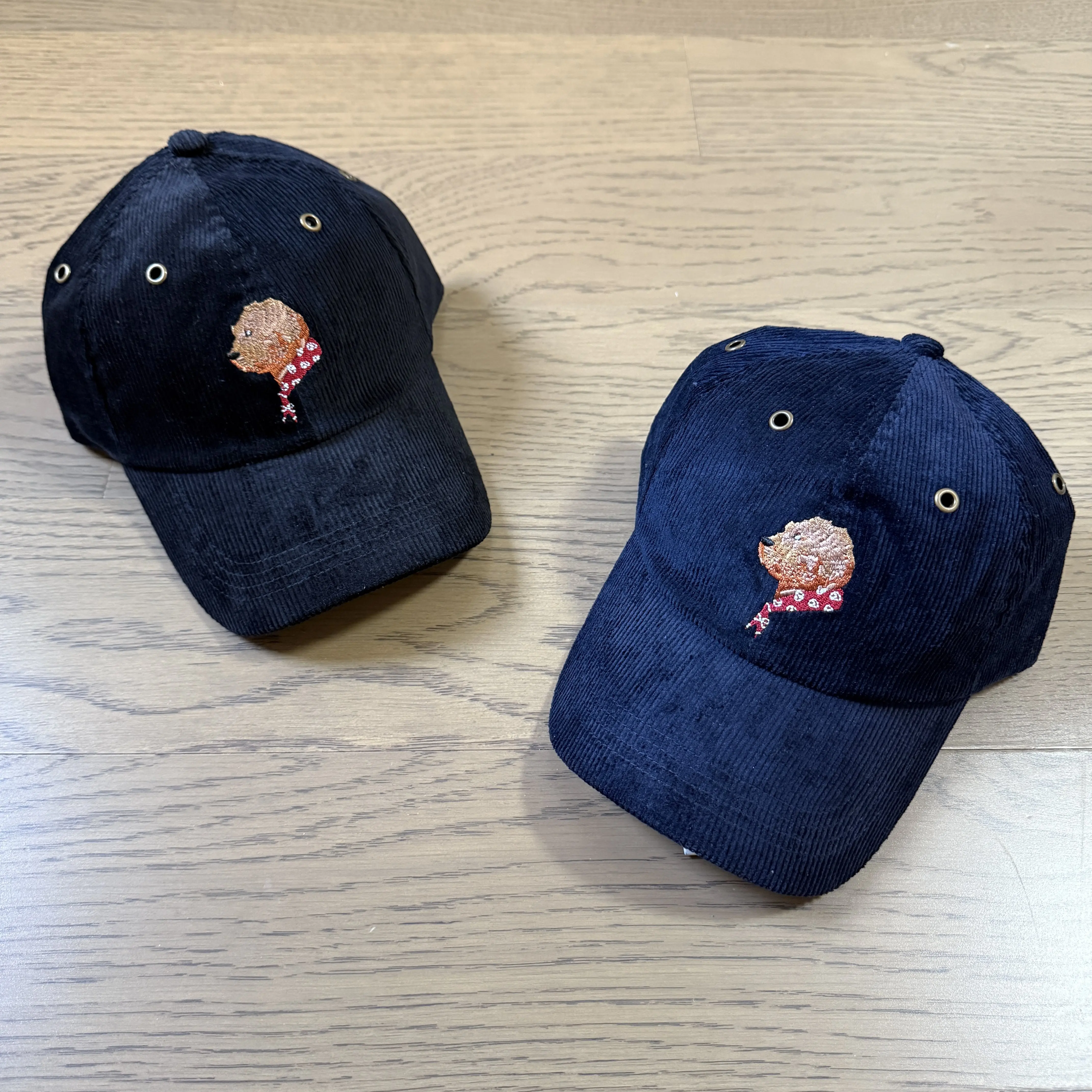 

Buddy Corduroy Puppy Embroidery Six-Hole Vintage Elegant Leather Adjustment Bent Hat
