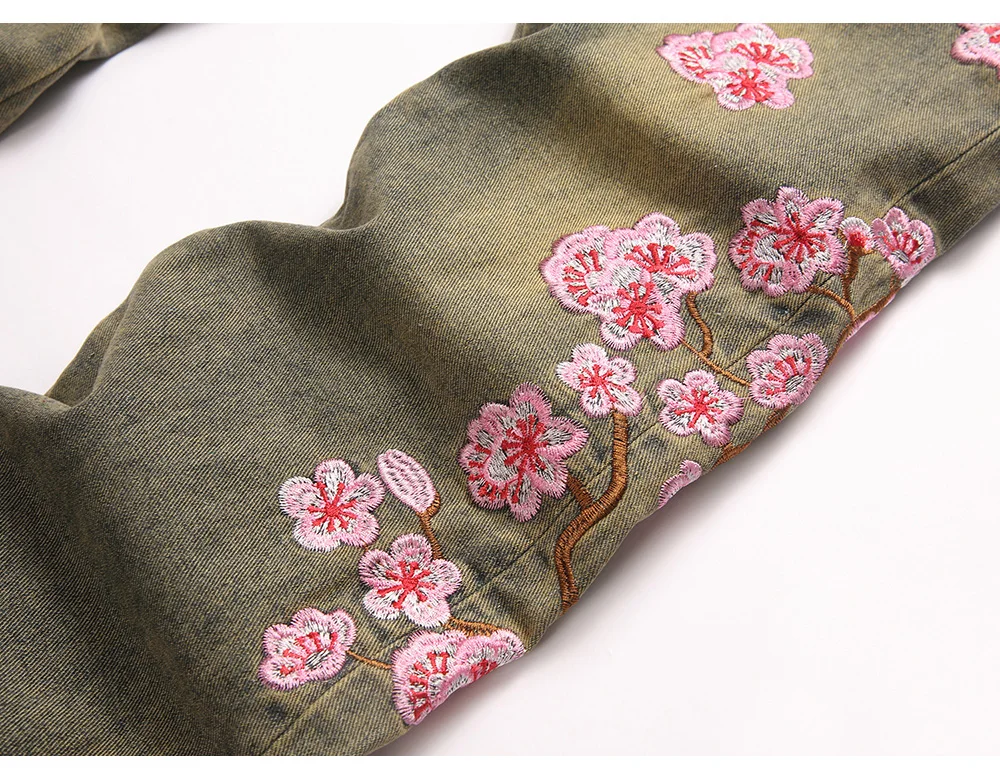 Herren-Jeans mit Sakura-Stickerei, Streetwear, Boot-Cut-Hose, ausgestellter Saum, ausgestellte Hose mit Rissen und Kirschblüten-Design – Detail 32