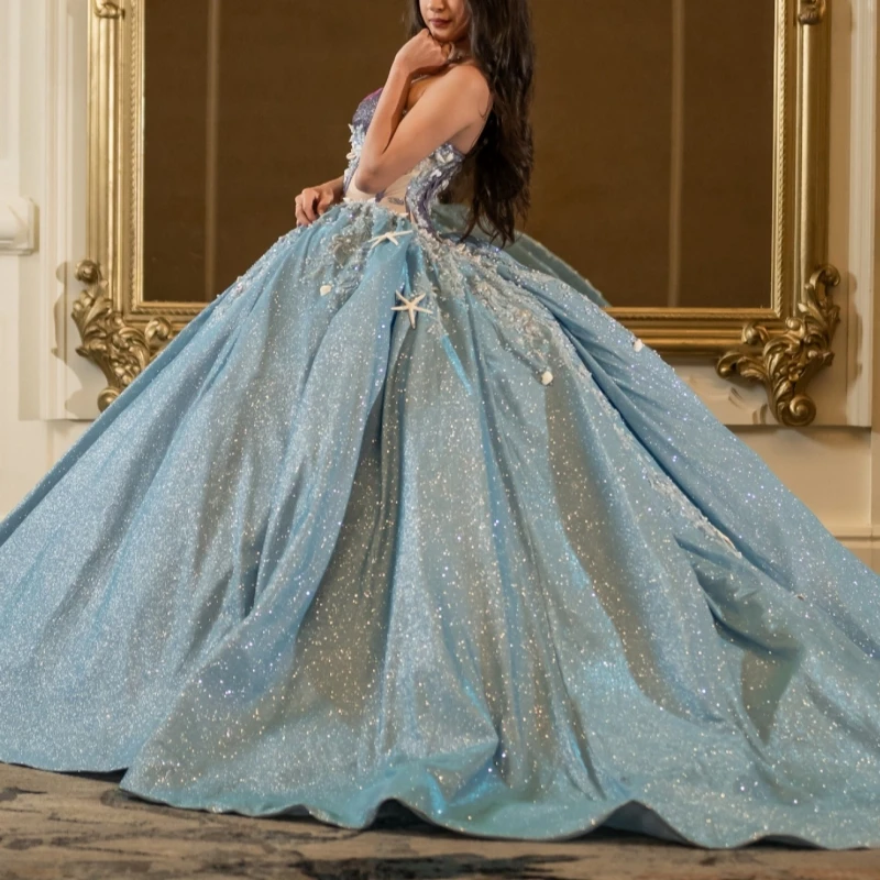 ชุดเดรสงาน Quinceanera สีฟ้าเงา แบบบอลกาวน์ เปิดไหล่ ประดับลูกปัดคริสตัล คอร์เซ็ทผ้าทูลล์ สำหรับงานปาร์ตี้วันเกิด ฉลองอายุ 16 ปี