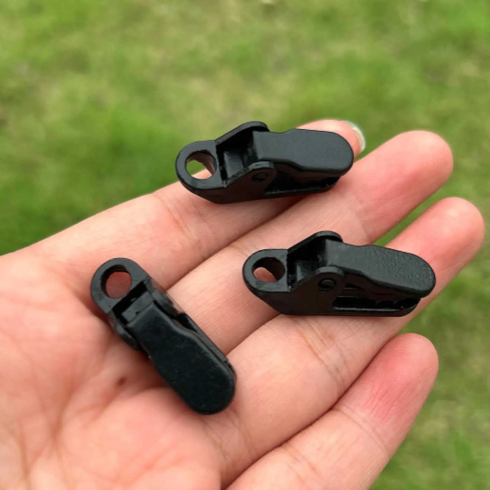 Crocodile Tent Clip Long-Lasting Crocodile Mouth Tarp Clip Tent Clamp Easy to Use Outdoor Hardware Gentle on Material view 4