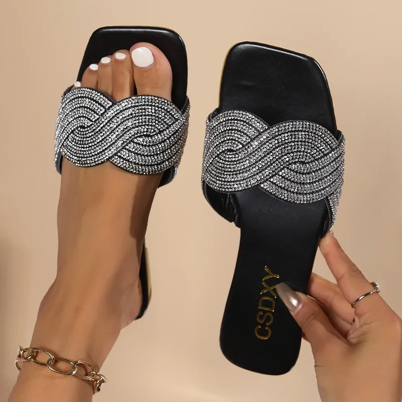 Summer New Flat Heel Rhinestone Slippers Women Fashion All-match Rhinestones Sandals Outdoor Beach Slides Slippers