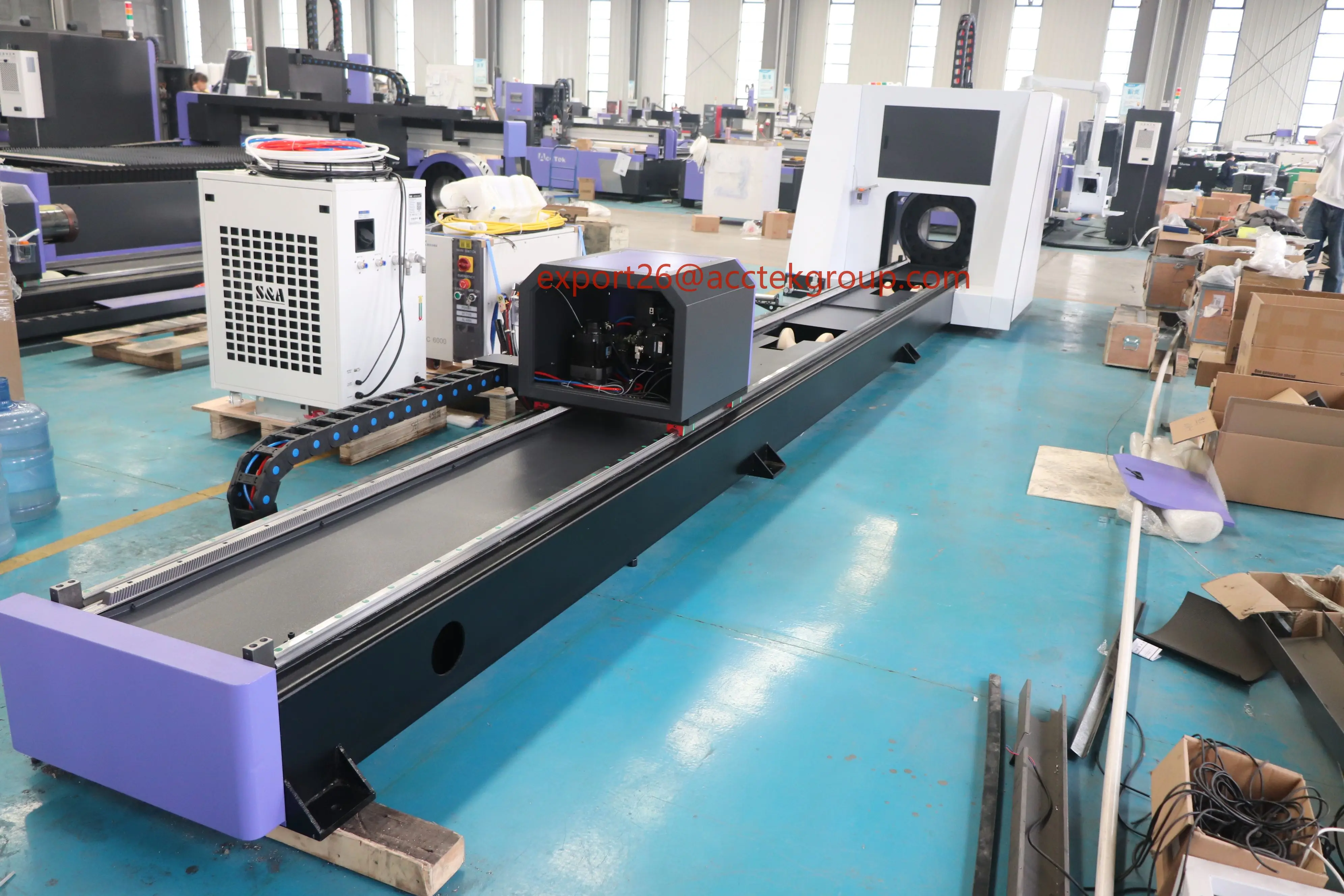 Factory sale steel metal pipe laser cutter machine with double chucks 3000w 4000w 6000w fiber laser tube cutting machine price