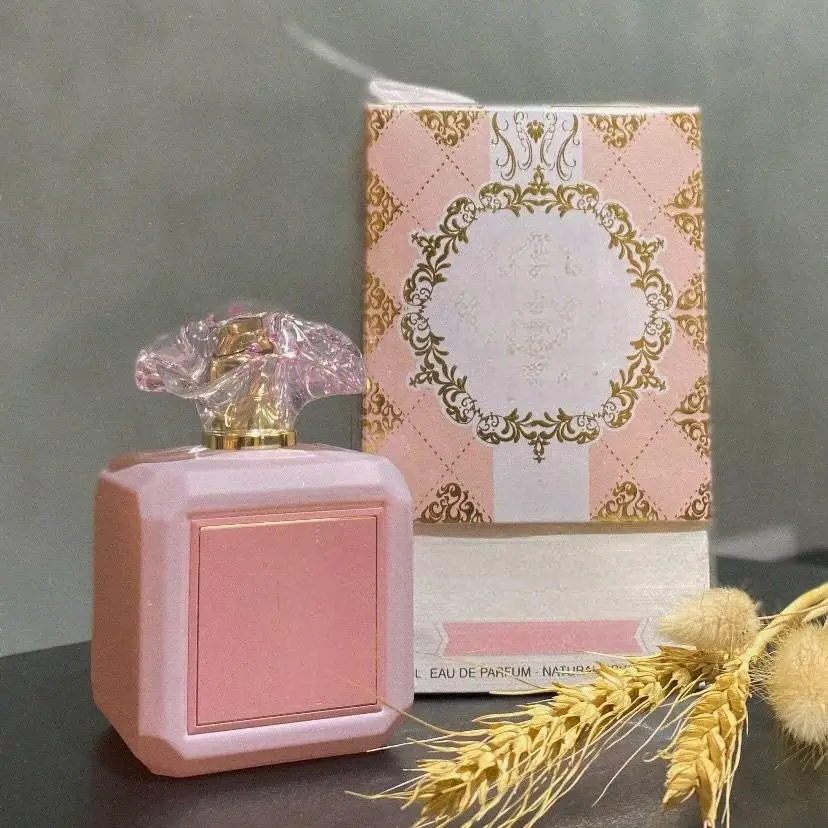 Pink blush, long-lasting fragrance, eau de toilette spray, 100 ml view 3