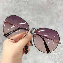 Sunglasses Women Retro 2026 Drive Travel Delicate Oval Frame Brand Design Gradient Color Vintage Sun Glasses Ladies 5 Colors