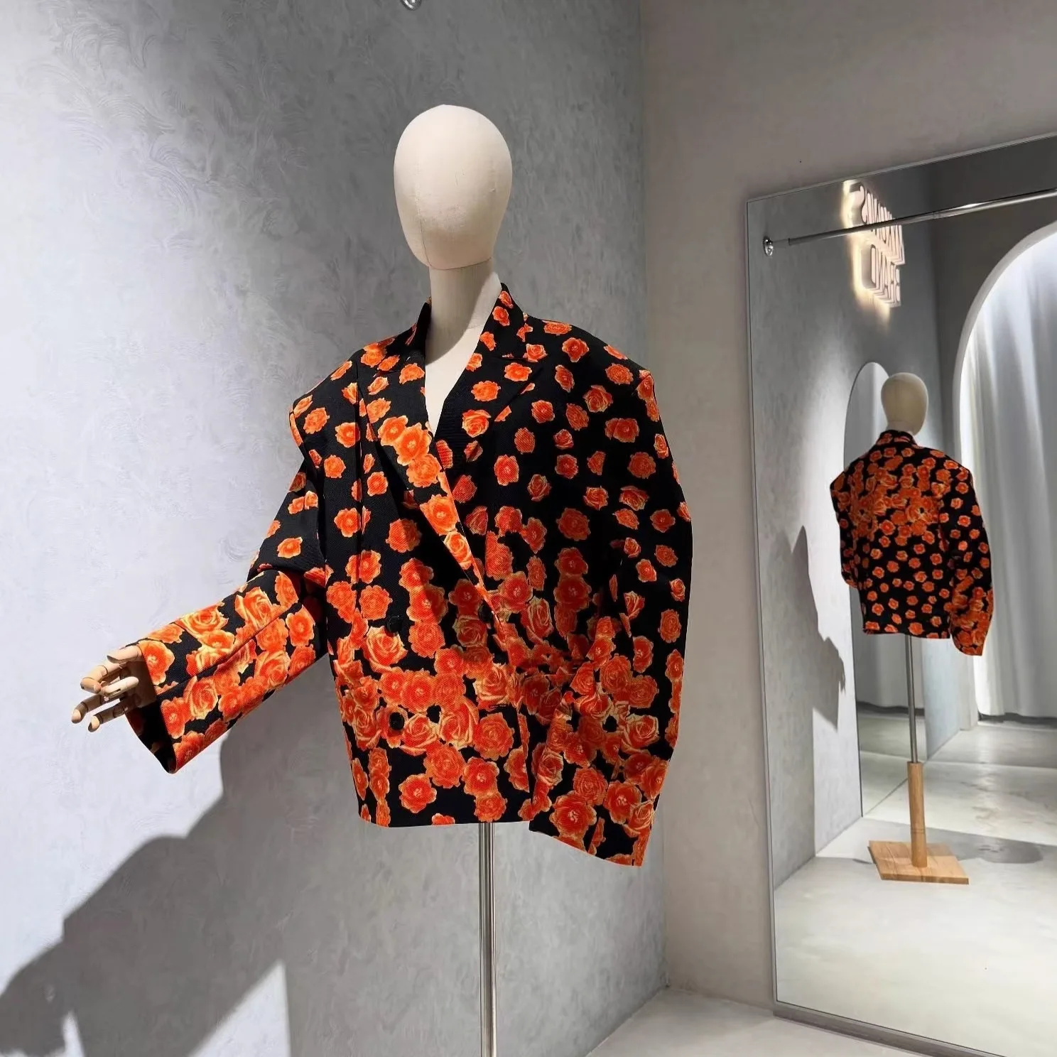 2025年秋冬新作 レディース エレガント 気質プリント シルエット トレンドスーツ ストリート系 ゆったり オレンジフラワーコート