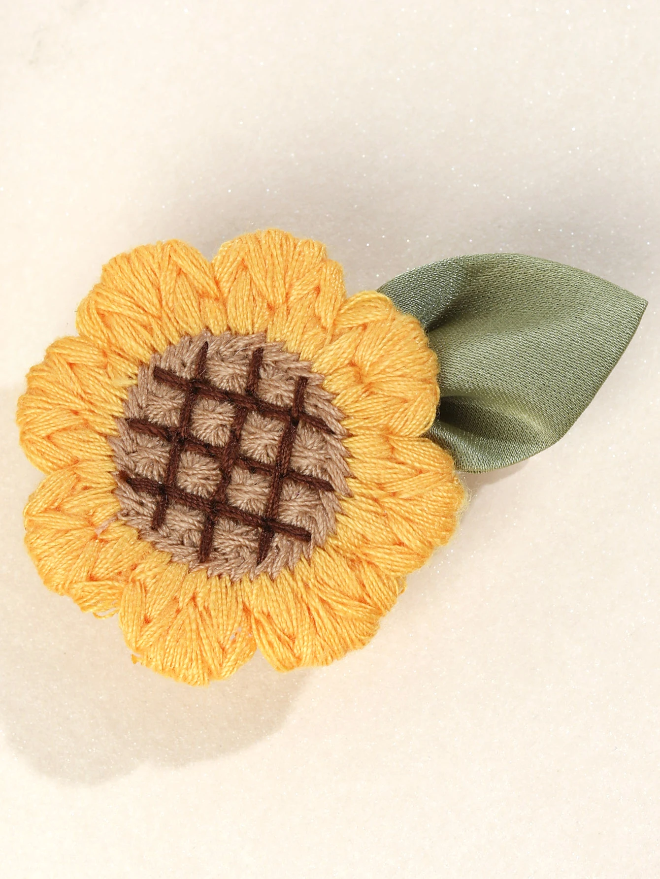 2 PC Children Girls Lovely Hair Clips Decorated with A Sunflower Suitable for Daily Wear Kids Hair Accessories Headwear Hairpin