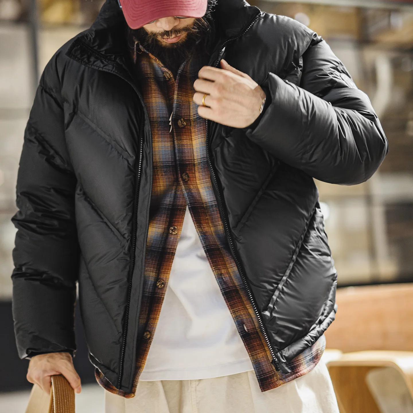 

Maden 90% White Duck Down Puffer Jacket for Men Stand Collar Zipper Short Quilted Warm Winter Coat Outerwear