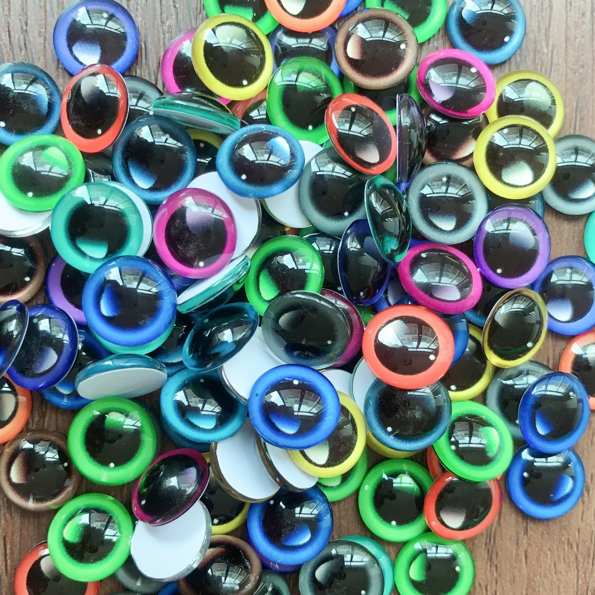 Cabujón de cristal redondo con ojos de dragón, cúpula de fotos plana, accesorio para encontrar joyas, Base colgante, 8mm, 50 unidades por lote,