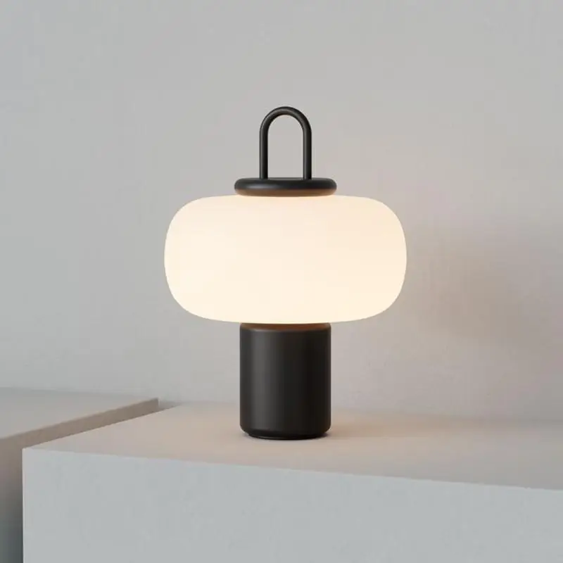 Postmodern Minimalist Luxury Floor Lamps Designer Guest Room Bedroom Bedsides High-end Living Room Decoration Glass Desk Lights